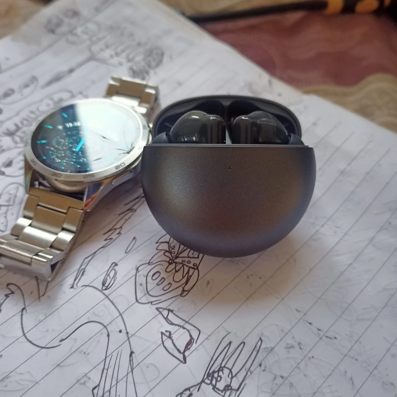 Huawei FreeBuds 7i wireless earbuds